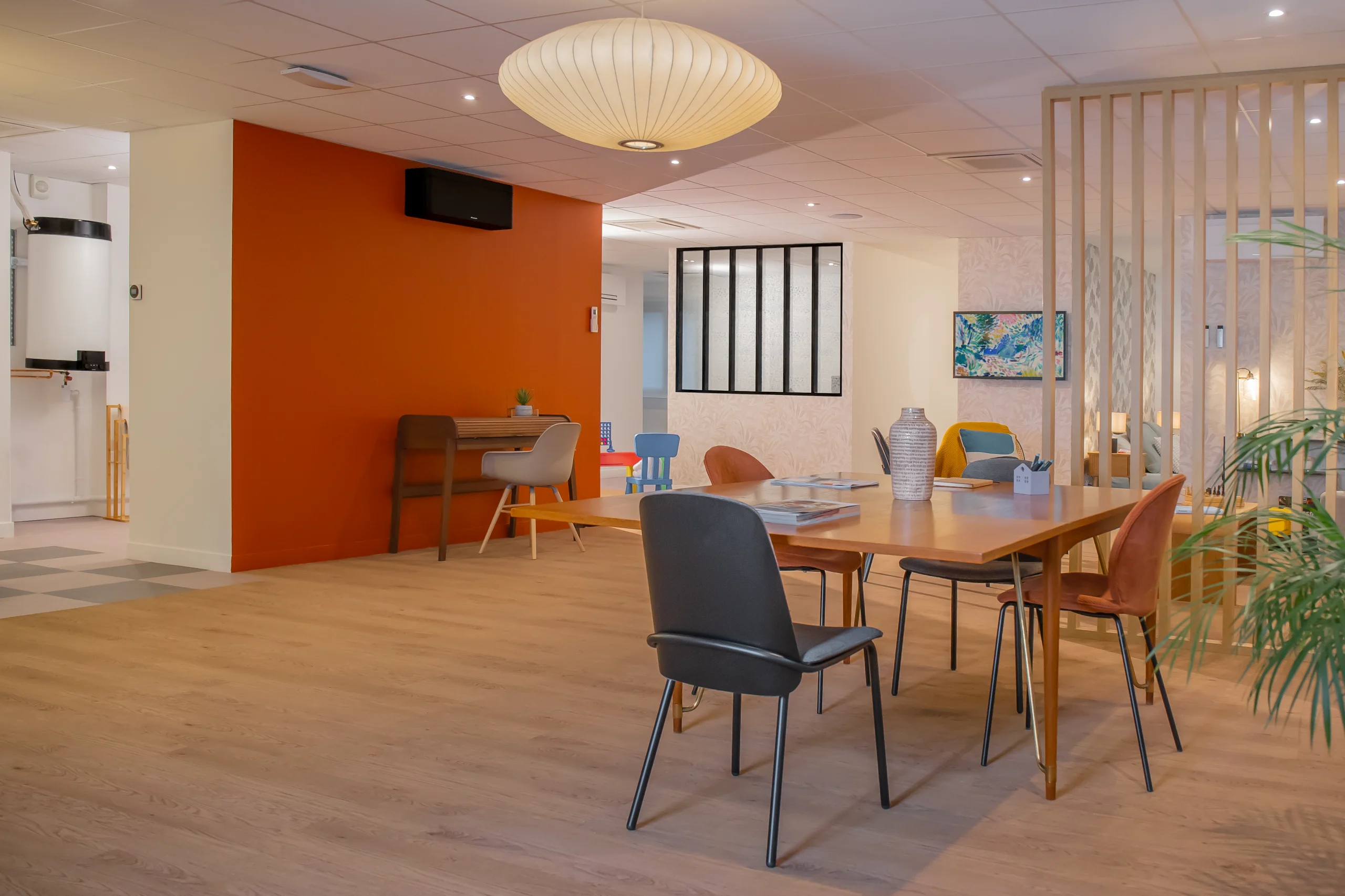 LAB03461_RETOUCHE_SHOWROOM_Nantes_zoom_MAJ